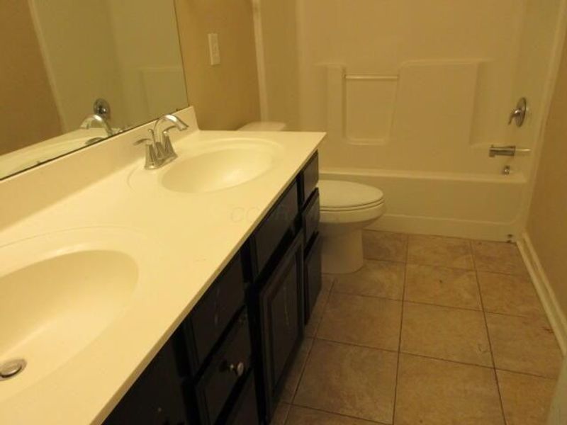 8943 Shady Woods Street NW, Canal Winchester, OH 43110 Photo 19