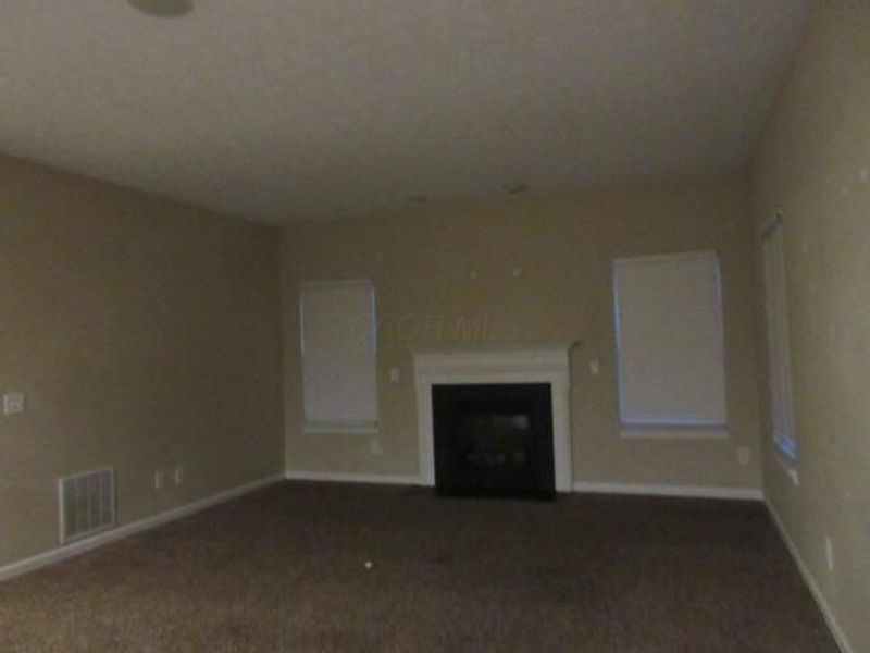 8943 Shady Woods Street NW, Canal Winchester, OH 43110 Photo 5