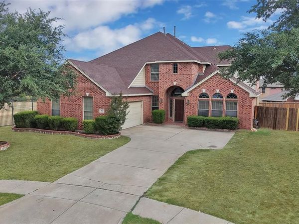 903 Fieldstone Drive, Cedar Hill, TX 75104