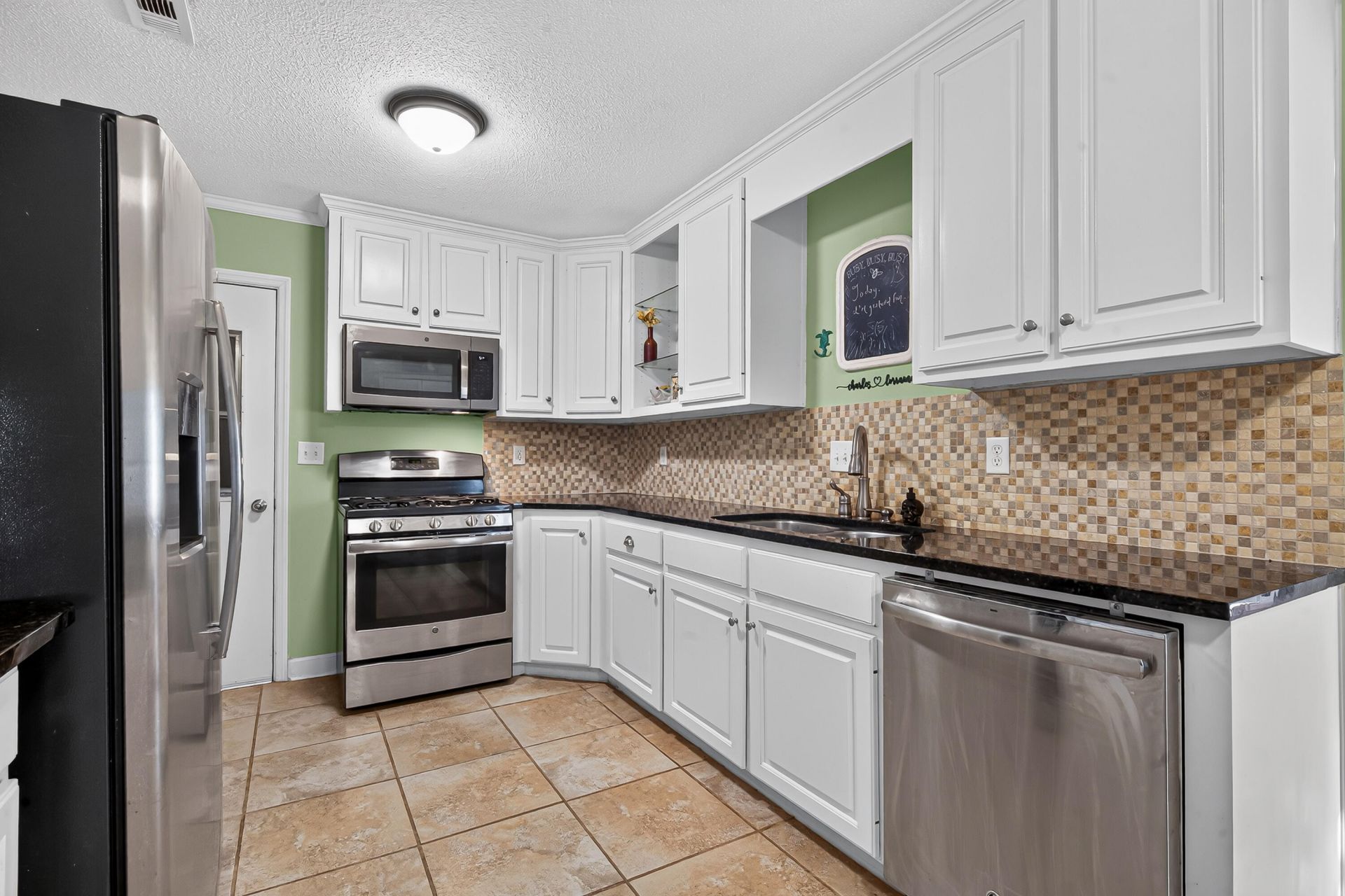 104 Birch Lane Photo 10