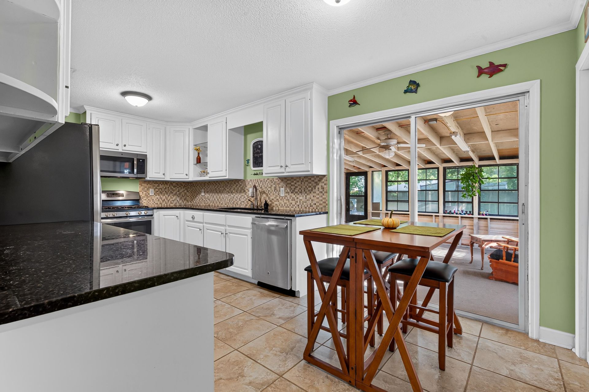 104 Birch Lane Photo 9