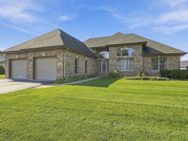 1544 Wayne Drive , Crete, IL 60417
