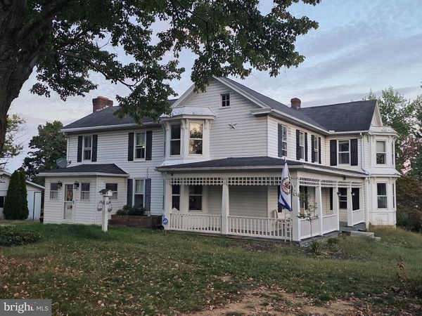 627 HAMMONDS MILL ROAD, HEDGESVILLE, WV 25427