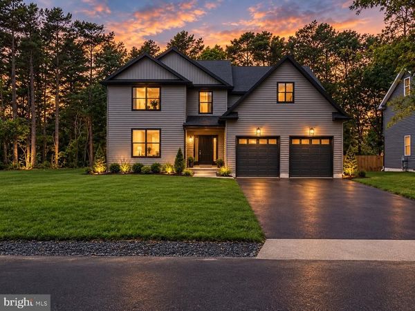 1 RAILROAD AVENUE, BAYVILLE, NJ 08721