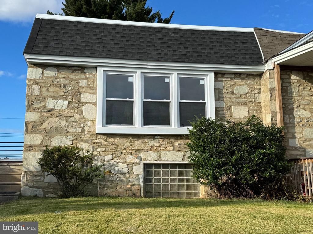 8928 Revere Street , Philadelphia, PA 19152 Main Photo