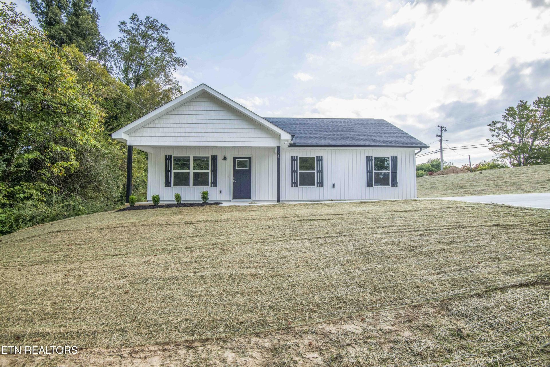 94 Wedgewood Rd, Oak Ridge, TN 37830 Main Photo