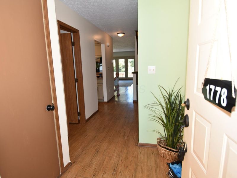 1778 Sawgrass Drive, Reynoldsburg, OH 43068 Photo 4