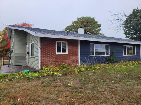 8 Hope LN, Kincheloe, MI 49788