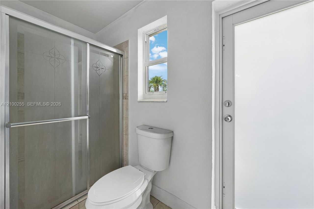 6451 Scott St, Hollywood, FL 33024 Photo