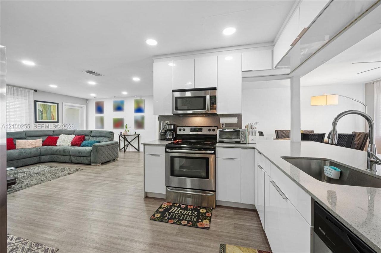 6451 Scott St, Hollywood, FL 33024 Photo