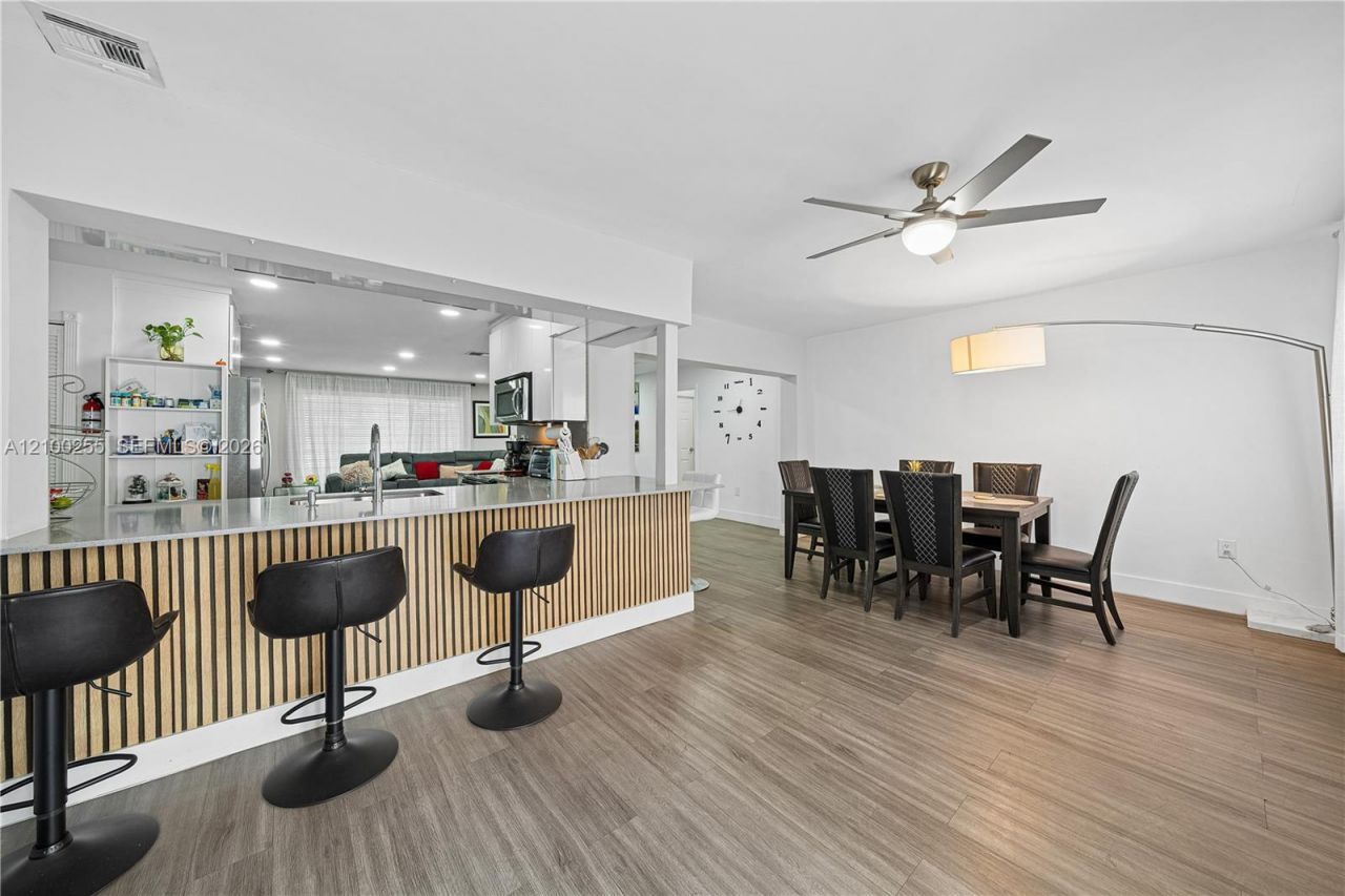 6451 Scott St, Hollywood, FL 33024 Photo