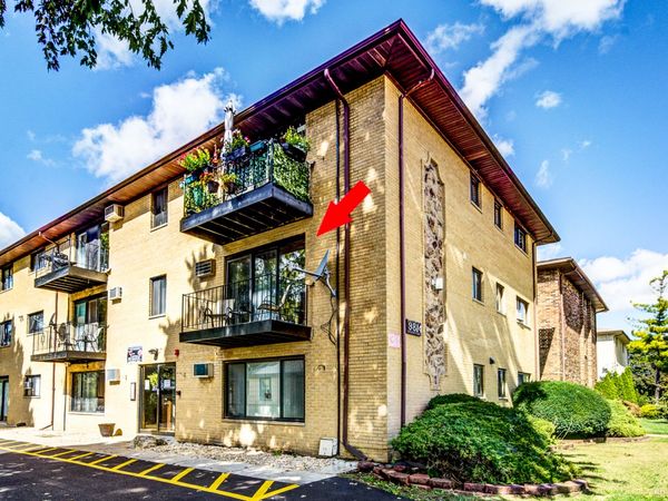 9814 Sayre Avenue , Unit 204, Chicago Ridge, IL 60415