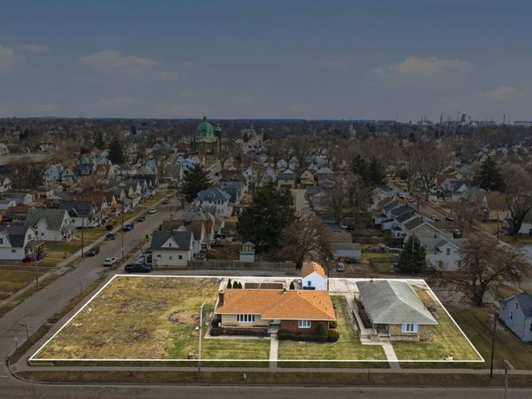4 Nevada Street , Toledo, OH 43605