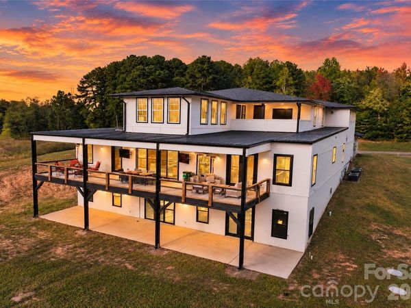 4987 Wildlife Lane, Sherrills Ford, NC 28673