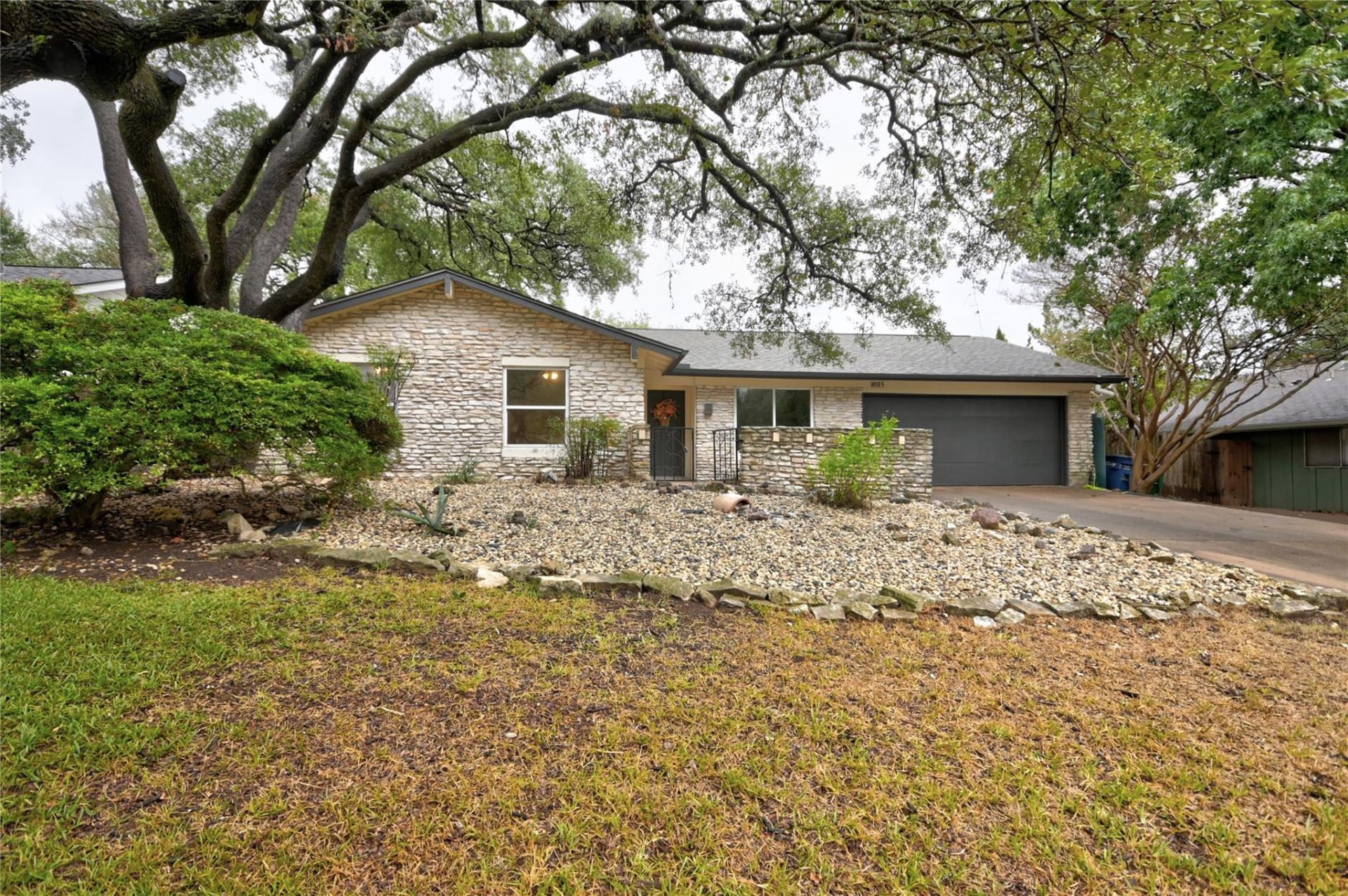 8015 Hillrise Dr, Austin, TX 78759 Main Photo