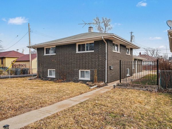 4219 Walsh Avenue , East Chicago, IN 46312
