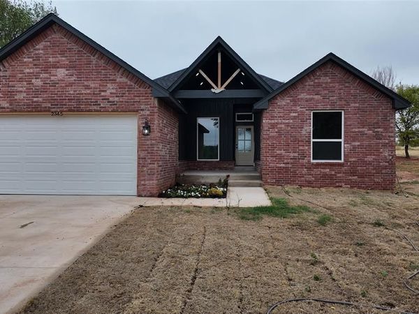 2345 Dixie Drive, Blanchard, OK 73010