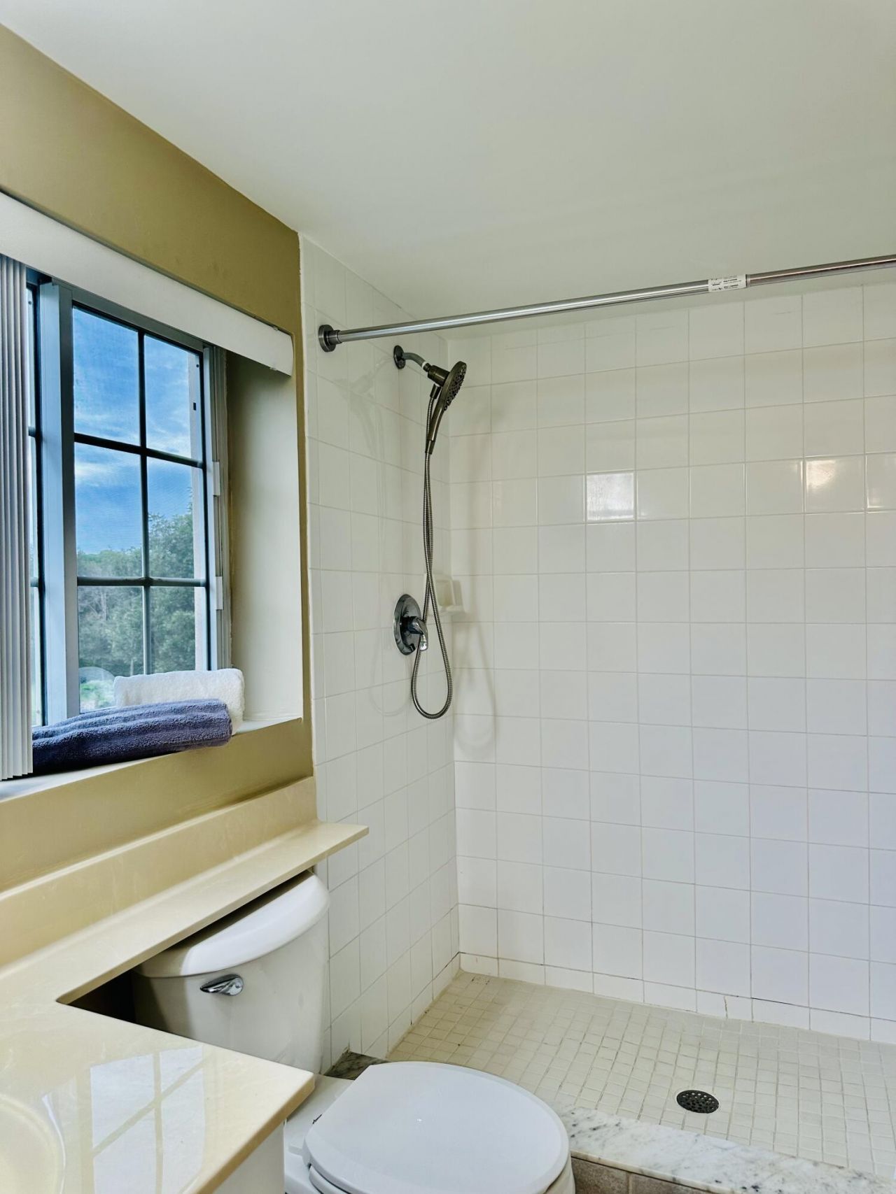 500 N Crestwood Court N, Unit 519, Royal Palm Beach, FL 33411 Photo