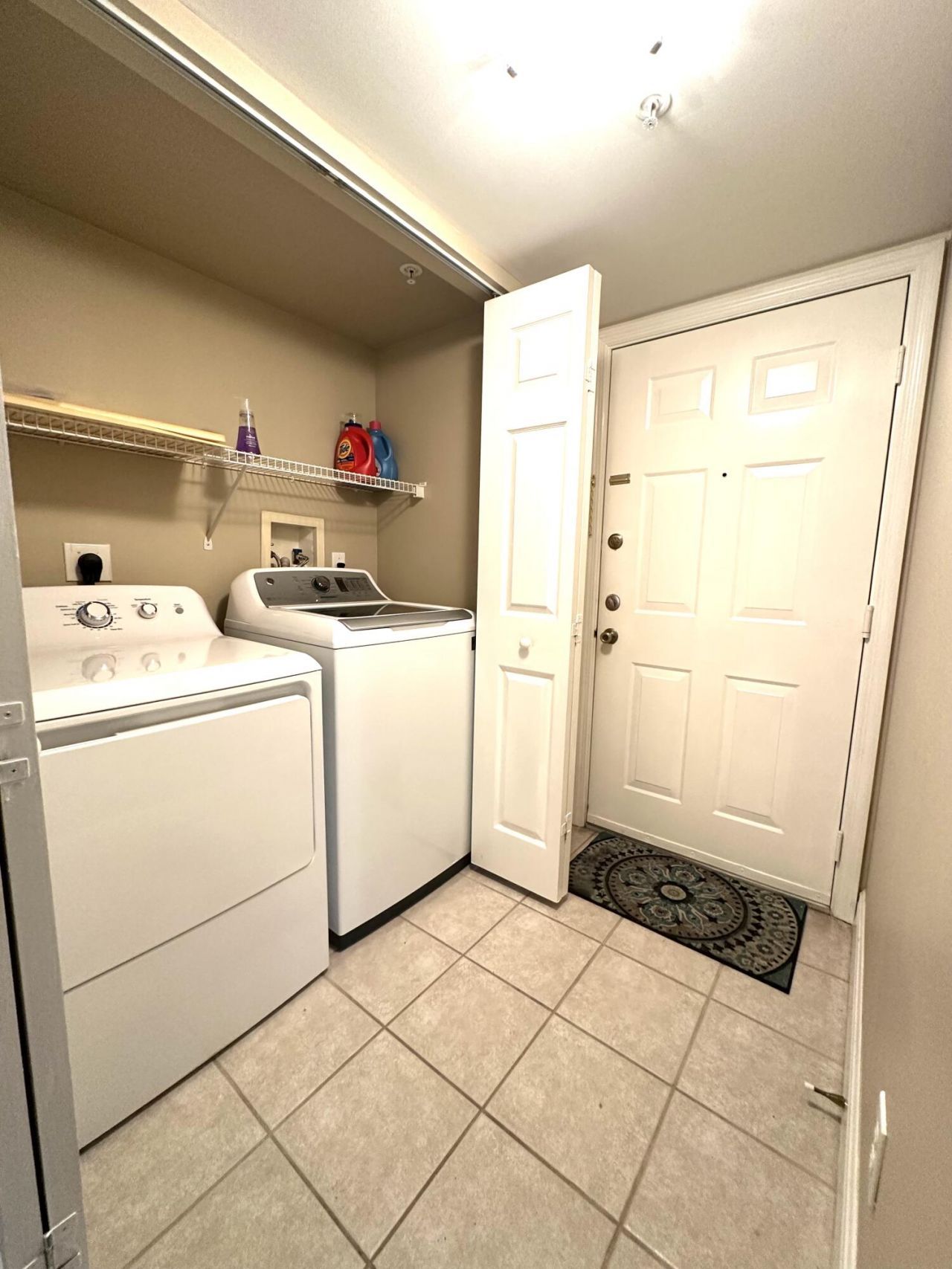 500 N Crestwood Court N, Unit 519, Royal Palm Beach, FL 33411 Photo