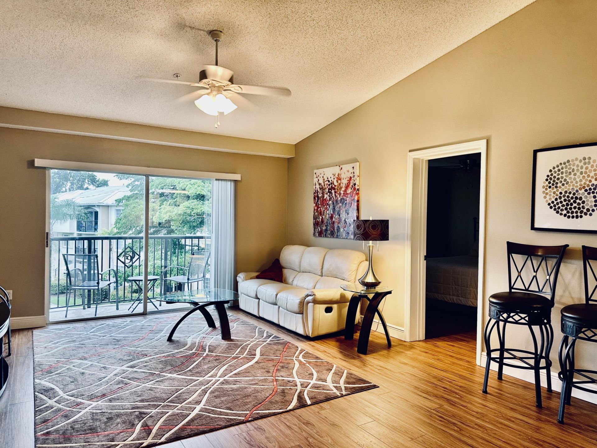 500 N Crestwood Court N, Unit 519, Royal Palm Beach, FL 33411 Photo