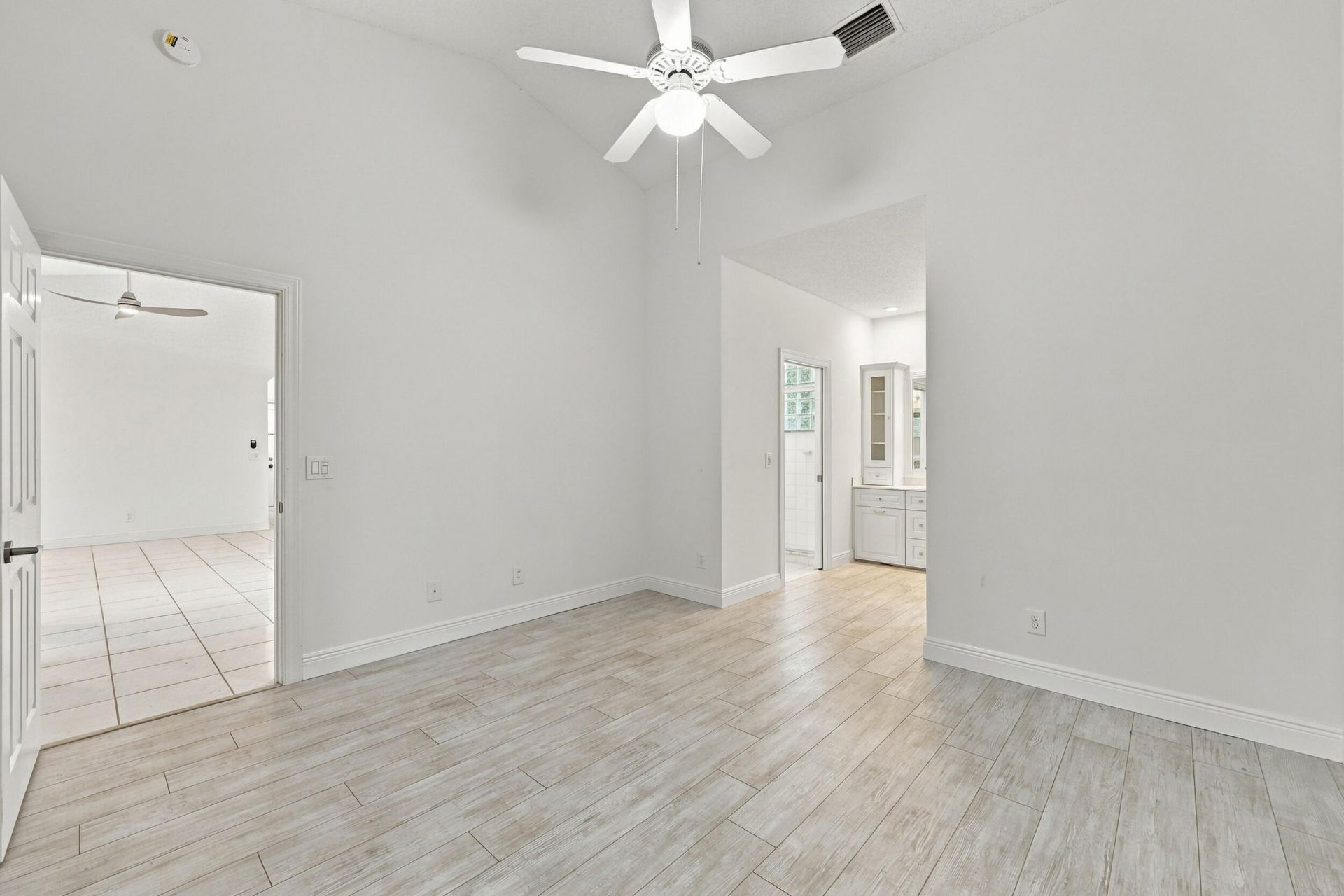 8292 Waterline Drive, Unit 106, Boynton Beach, FL 33472 Photo