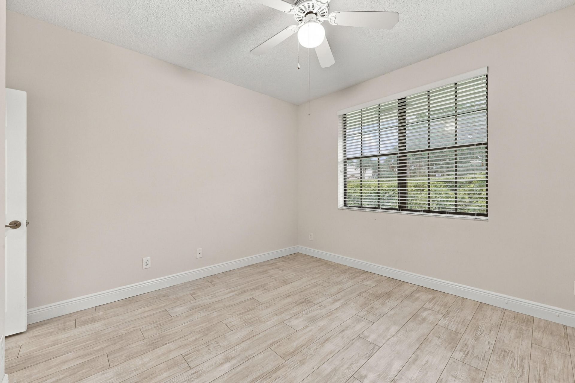 8292 Waterline Drive, Unit 106, Boynton Beach, FL 33472 Photo