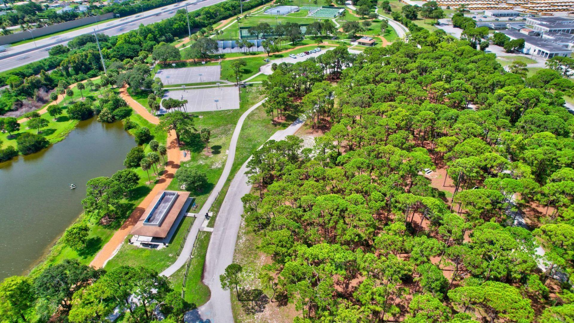 1086 SW 28th Avenue, Boynton Beach, FL 33426 Photo