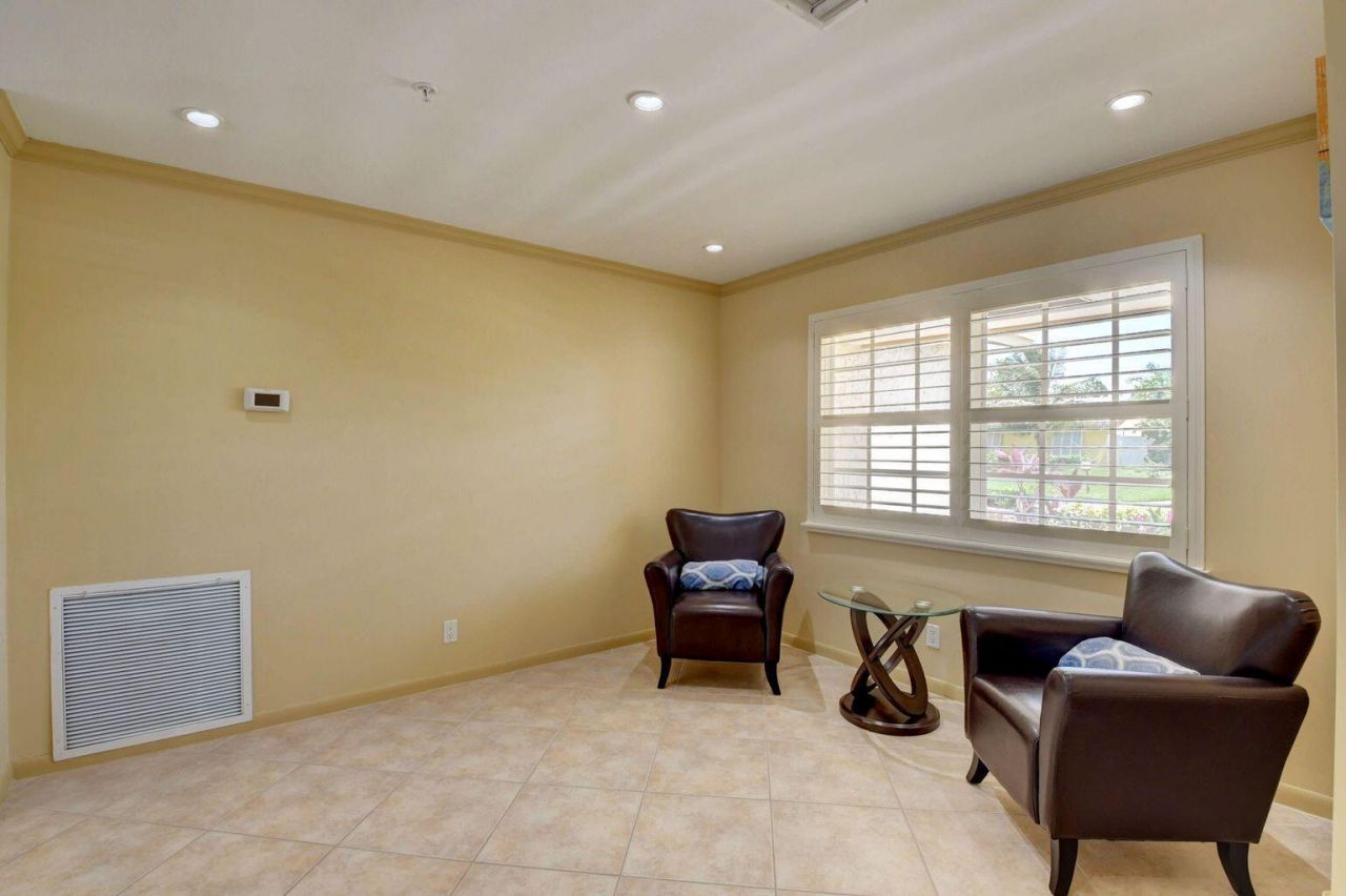 1086 SW 28th Avenue, Boynton Beach, FL 33426 Photo