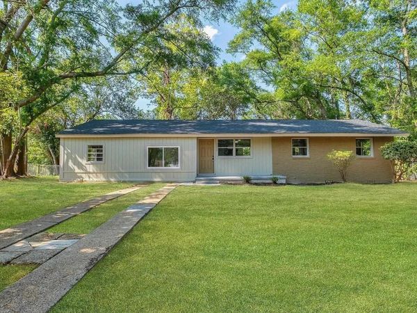2212 BERKSHIRE DRIVE , TALLAHASSEE, FL 32304