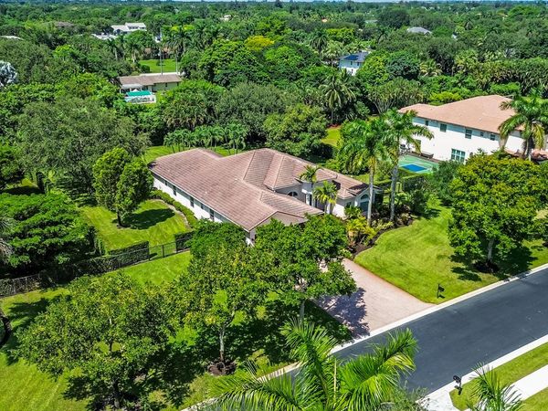 3599 Juniper Lane, Davie, FL 33330