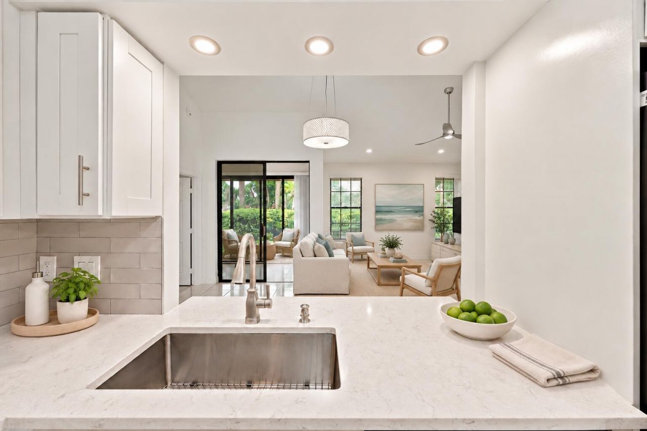 8292 Waterline Drive, Unit 106, Boynton Beach, FL 33472 Photo
