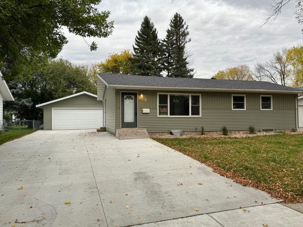 510 Birch Lane, Moorhead, MN 56560