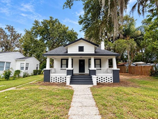 1212 OSCEOLA AVENUE , LEESBURG, FL 34748