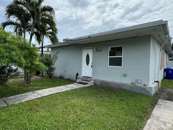3414 SW 25 , Miami, FL 33133