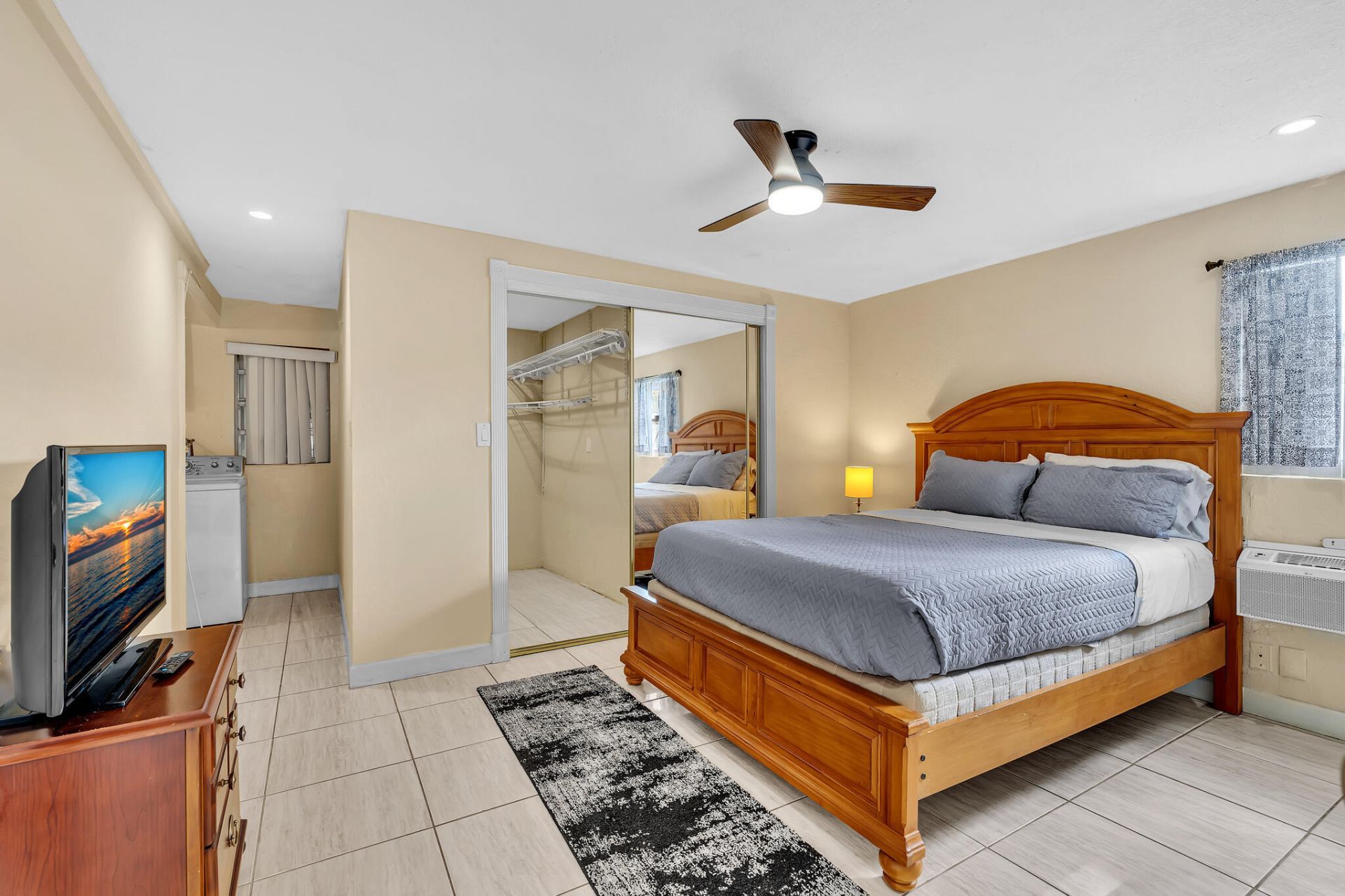 6872 NW 26th Court, Sunrise, FL 33313 Photo