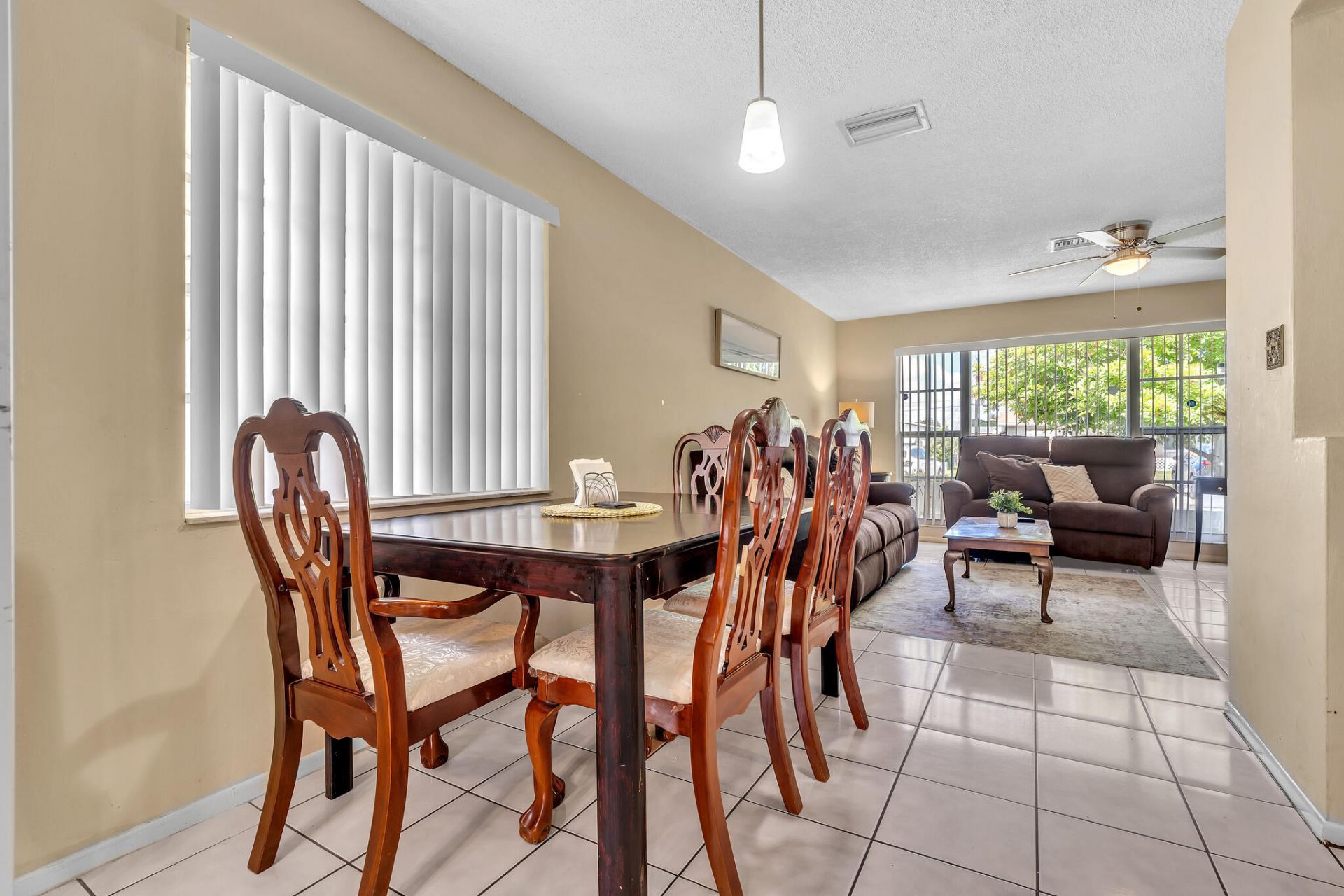 6872 NW 26th Court, Sunrise, FL 33313 Photo