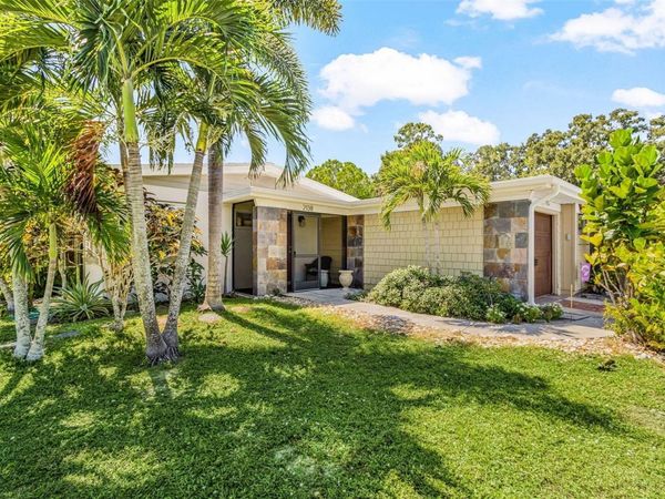 2138 TEMPLE STREET , SARASOTA, FL 34239