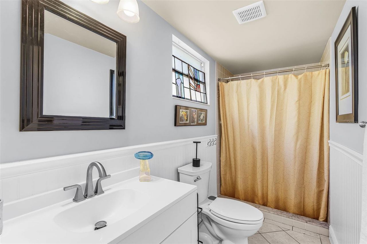 2138 Temple Street, Sarasota, FL 34239 Photo