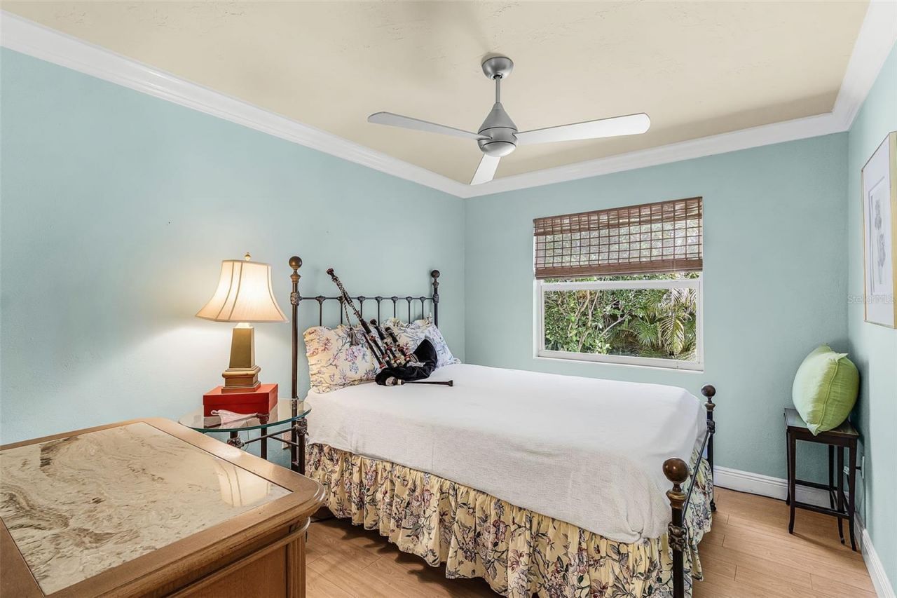 2138 Temple Street, Sarasota, FL 34239 Photo