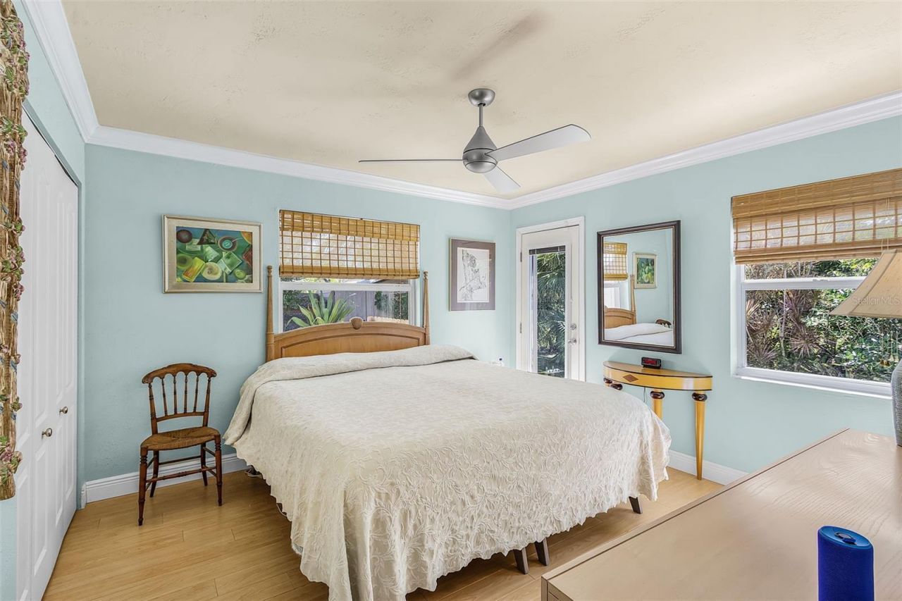 2138 Temple Street, Sarasota, FL 34239 Photo