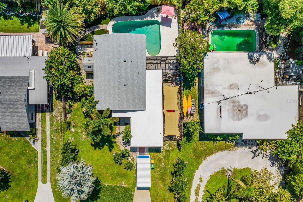 2138 Temple Street, Sarasota, FL 34239 Photo