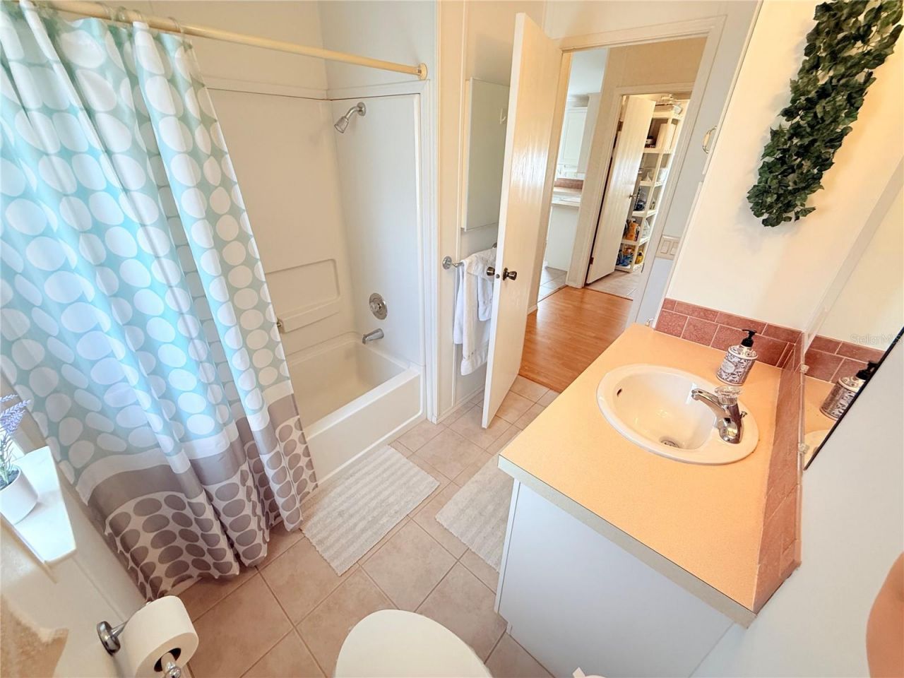 2050 Champion Street, Sarasota, FL 34231 Photo
