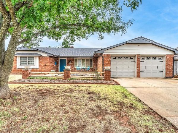 8813 Lakeaire Drive, Oklahoma City, OK 73132