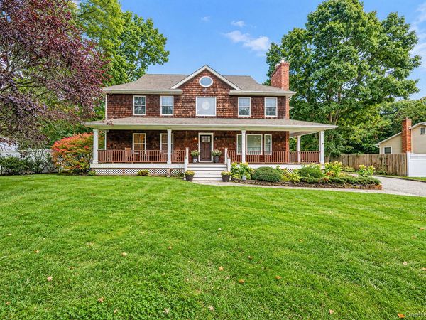 17 Mayfield Drive, Mastic Beach, NY 11951