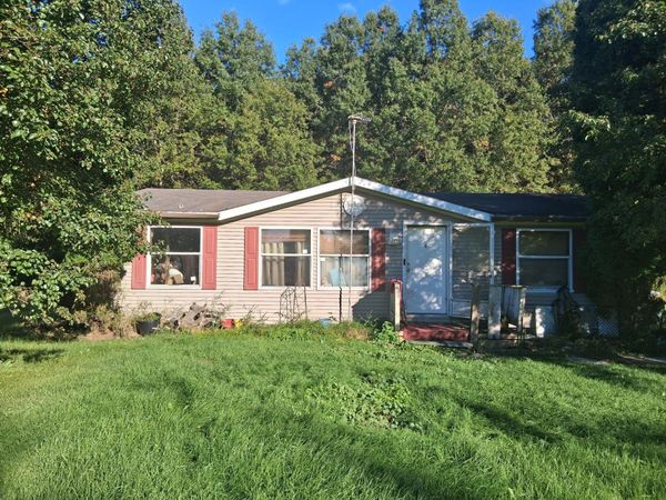 9091 S Hemlock Road, Saint Charles, MI 48655