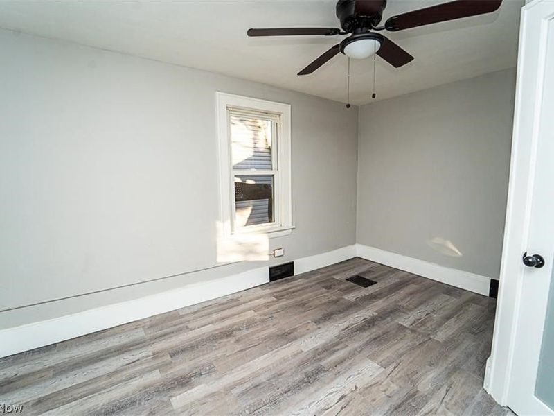 365 Noah Avenue, Akron, OH 44320 Photo 5
