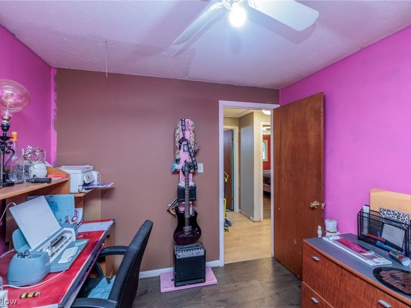 5142 E Berkshire Drive E, North Olmsted, OH 44070 Photo 19