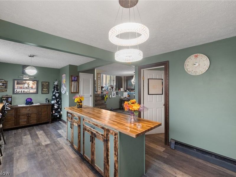 5142 E Berkshire Drive E, North Olmsted, OH 44070 Photo 7