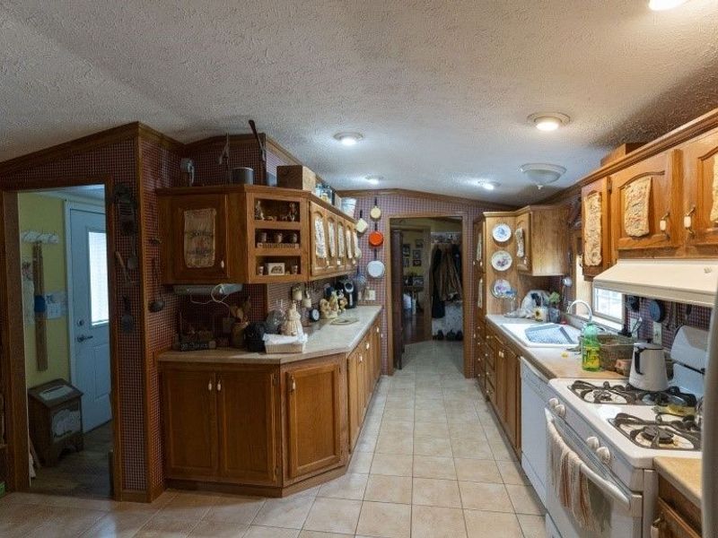 1498 Windy Ridge Road, Vincent, OH 45784 Photo 14
