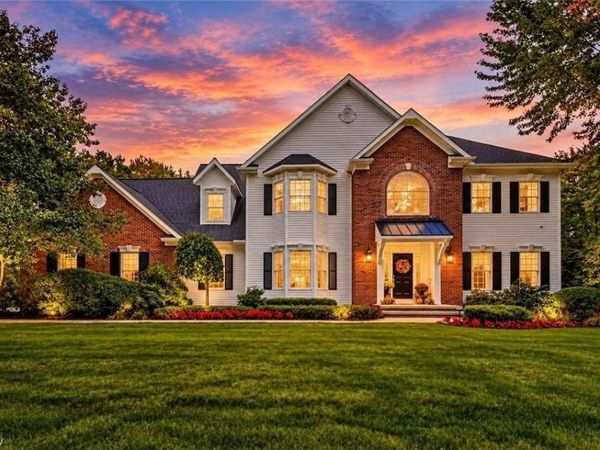 9505 Roryanna Drive , Chardon, OH 44024